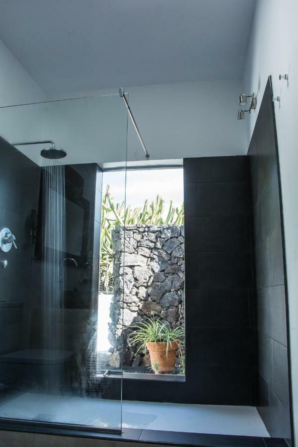 Casa Tahiche - Jacuzzi, Wifi & Bbq Villa Exterior photo